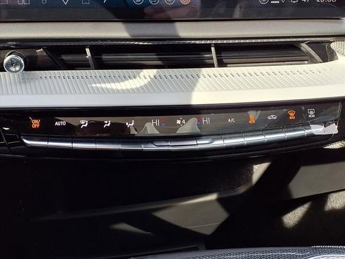 New 2026 Cadillac Optiq Sport 1 image 18