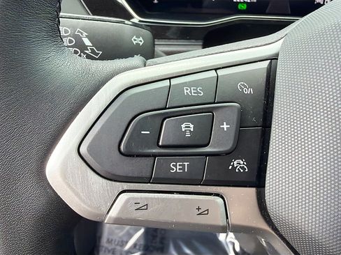 Used 2022 Volkswagen Jetta SE FWD image 33