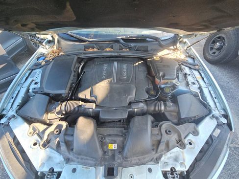 Used 2012 Jaguar XF image 14
