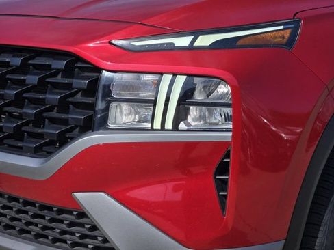 Certified 2023 Hyundai Santa Fe SE image 9