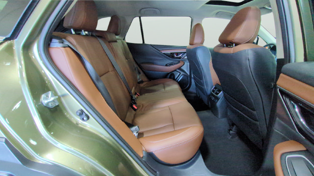 Used 2024 Subaru Outback Touring AWD/4WD image 19