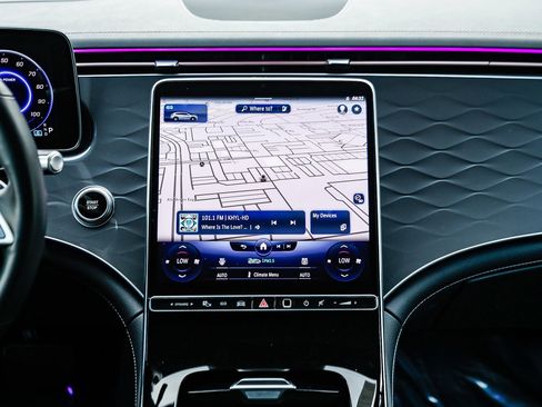 Certified 2023 Mercedes-Benz EQS 450+ SUV image 12