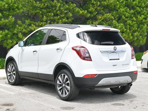 Used 2022 Buick Encore Preferred w/ Safety Package FWD image 6