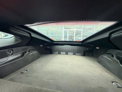 Used 2017 Chevrolet Corvette Stingray Coupe w/ 1LT RWD image 32