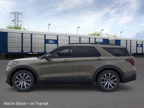 New 2026 Ford Explorer ST-Line w/ Premium Package image 3