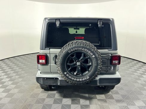 Used 2021 Jeep Wrangler Unlimited Sport image 4