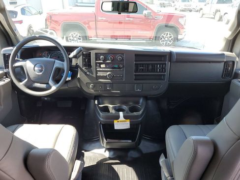 New 2026 GMC Savana 2500 Extended RWD image 12