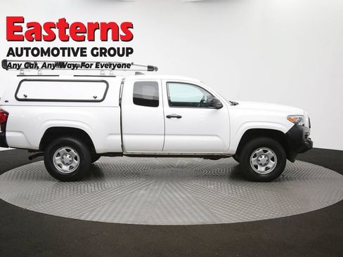 Used 2023 Toyota Tacoma SR RWD image 45