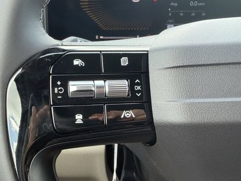 New 2027 Kia Carnival EX FWD image 35