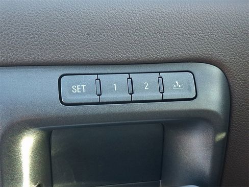 Used 2017 GMC Sierra 1500 Denali w/ Denali Ultimate Package image 29