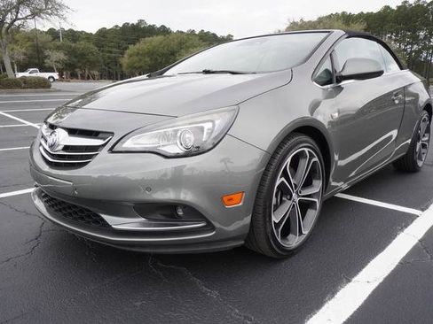 Used 2017 Buick Cascada Premium image 7