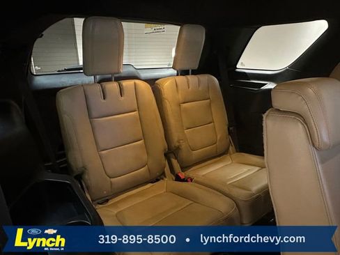 Used 2017 Ford Explorer XLT w/ Equipment Group 202A image 22