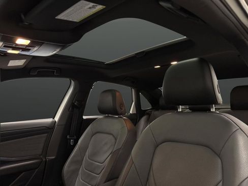 Used 2025 Volkswagen Jetta GLI Autobahn image 7