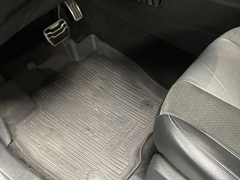 Used 2018 Ford Edge Sport w/ Equipment Group 401A image 17