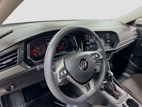 Used 2021 Volkswagen Jetta S w/ Driver Assistance Package image 9