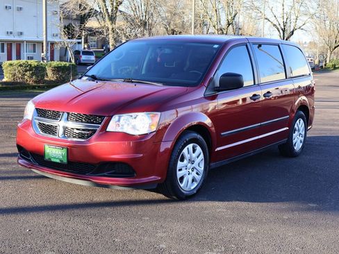 Used 2015 Dodge Grand Caravan American Value Package w/ UConnect Hands-Free Group image 10