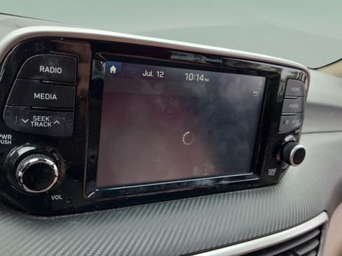 Used 2020 Hyundai Tucson Value FWD image 18