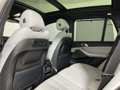 Certified 2023 BMW X5 sDrive40i w/ Executive Package image 25