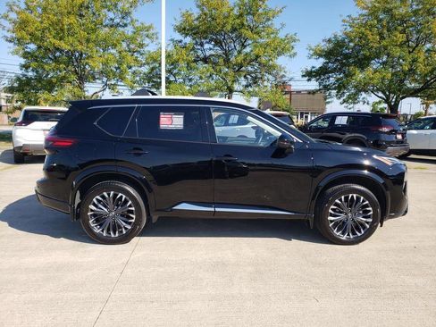 Certified 2025 Nissan Rogue Platinum w/ Platinum Premium Package image 13