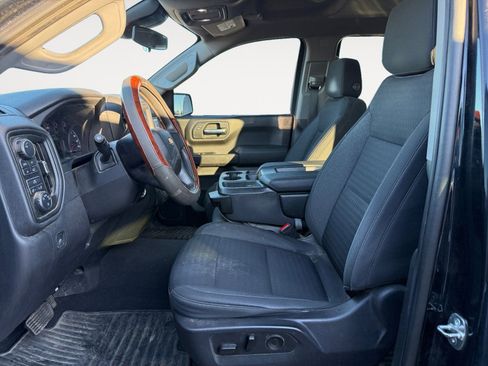 Used 2023 Chevrolet Silverado 1500 Custom image 9