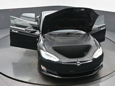 Used 2020 Tesla Model S Long Range Plus image 62