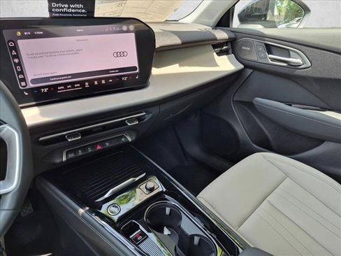 New 2026 Audi Q3 quattro 2.0T AWD/4WD image 12