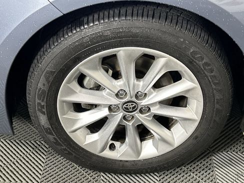 Used 2022 Toyota Corolla LE image 9
