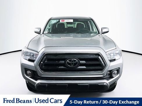 Certified 2023 Toyota Tacoma SR5 image 3