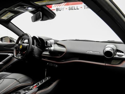 Used 2023 Ferrari F8 Tributo RWD image 16