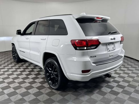 Used 2021 Jeep Grand Cherokee Laredo X AWD/4WD image 8