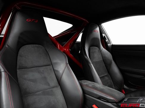Used 2018 Porsche 911 GT3 image 38