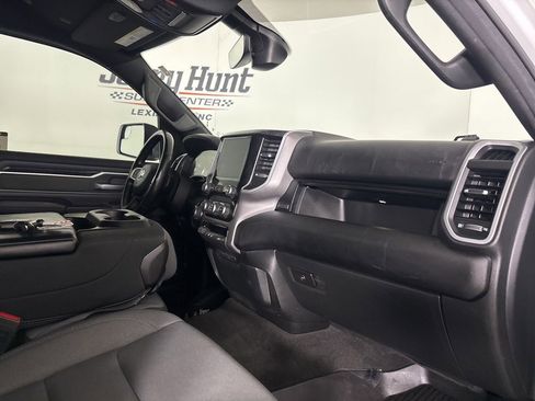 Used 2022 RAM 1500 Big Horn AWD/4WD image 30