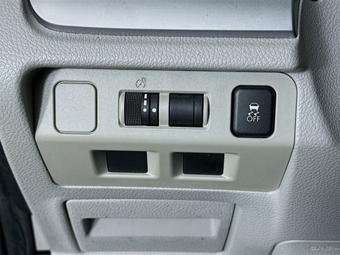 Used 2018 Subaru Forester 2.5i Premium w/ Popular Package #2A image 17