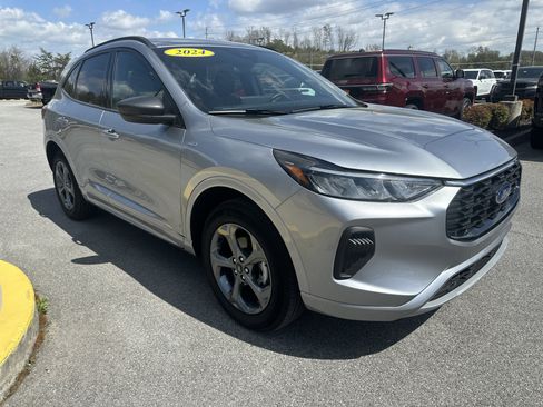 Used 2024 Ford Escape ST-Line w/ Tech Pack #1 image 5