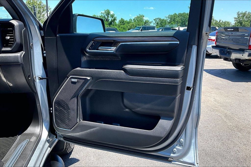 Used 2024 Chevrolet Silverado 1500 RST w/ All Star Edition Plus AWD/4WD image 30