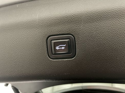 Used 2022 Buick Enclave Essence w/ Trailering Package, 5000 lbs. AWD/4WD image 29