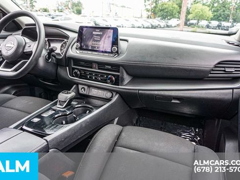 Used 2024 Nissan Rogue S FWD image 24