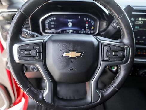 Used 2022 Chevrolet Silverado 1500 LT image 15