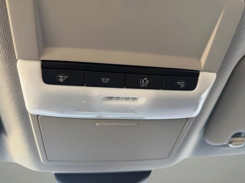 Certified 2025 Nissan Sentra SV image 25