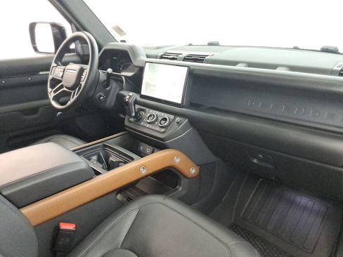Used 2023 Land Rover Defender 90 X image 22