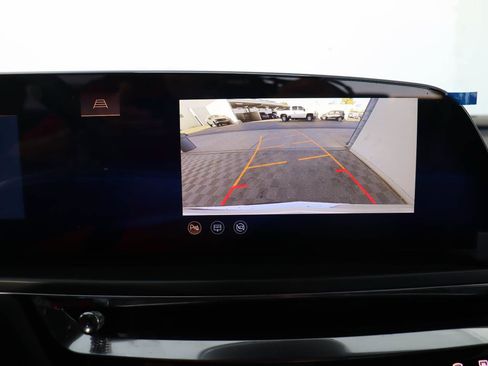 Used 2024 Cadillac Lyriq Tech RWD image 13