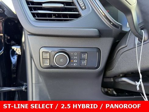 New 2025 Ford Escape ST-Line Elite image 34