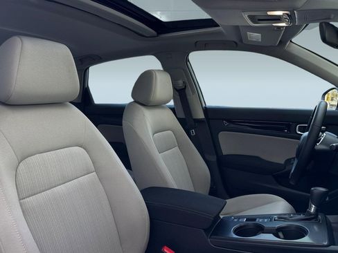 Certified 2024 Honda Civic EX image 30