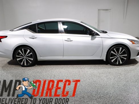 Used 2022 Nissan Altima 2.5 SR FWD image 6