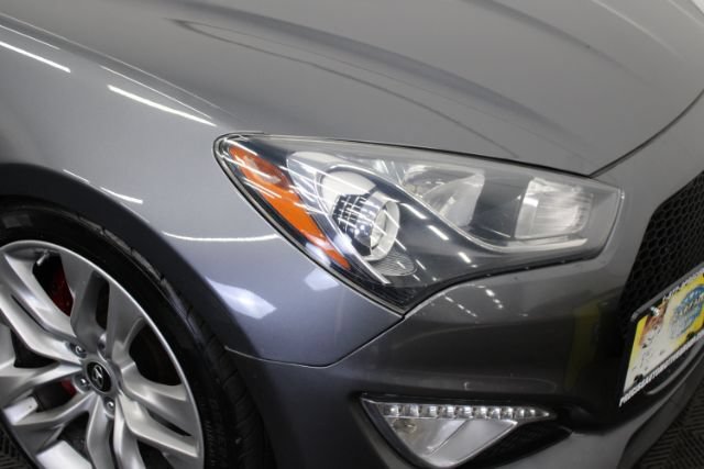 Used 2016 Hyundai Genesis Coupe 3.8 RWD image 24