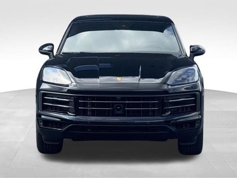 Used 2024 Porsche Cayenne AWD/4WD image 11