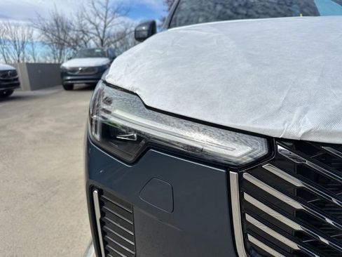 New 2026 Volvo XC90 B6 Plus w/ Protection Package Premier image 10