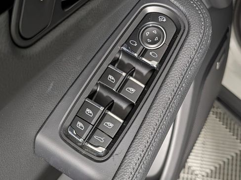 New 2026 Porsche Macan AWD/4WD image 26