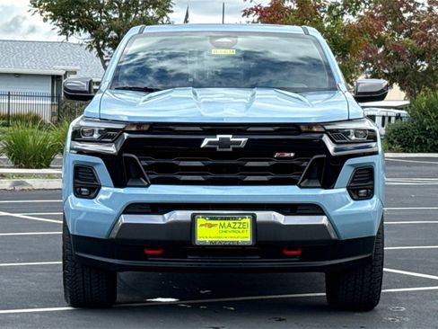 Used 2025 Chevrolet Colorado Z71 image 6