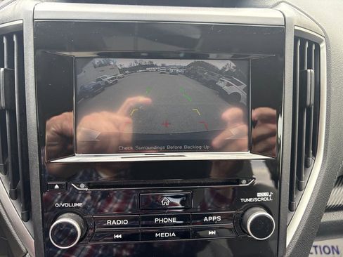 Used 2019 Subaru Crosstrek 2.0i Premium image 18